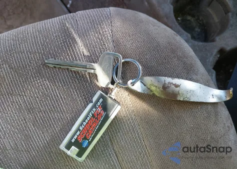 2001 Toyota Tacoma Base V6 z USA, uszkodzony, nr VIN 5TEWN72N11Z801597